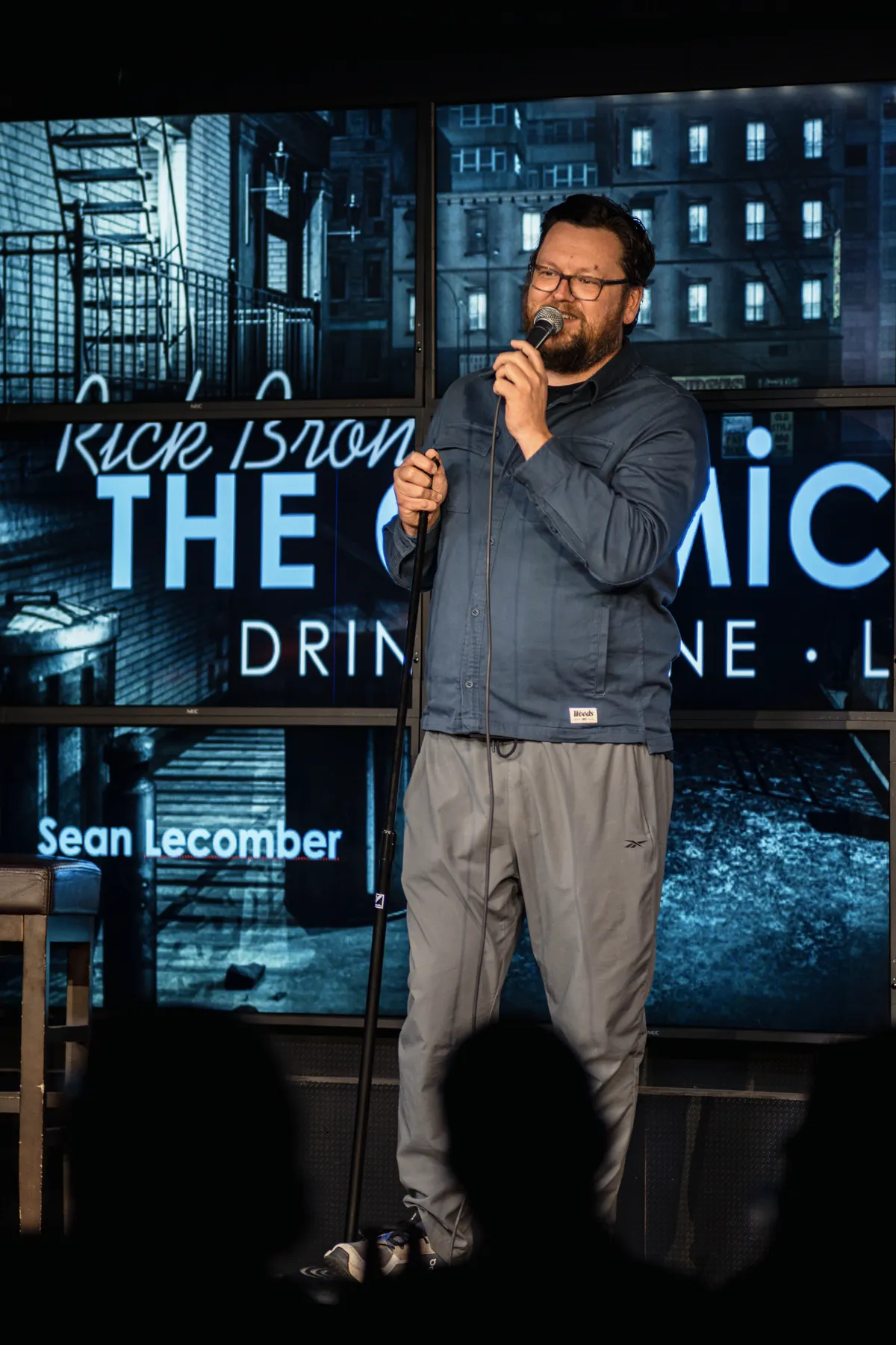 Sean Lecomber performing live